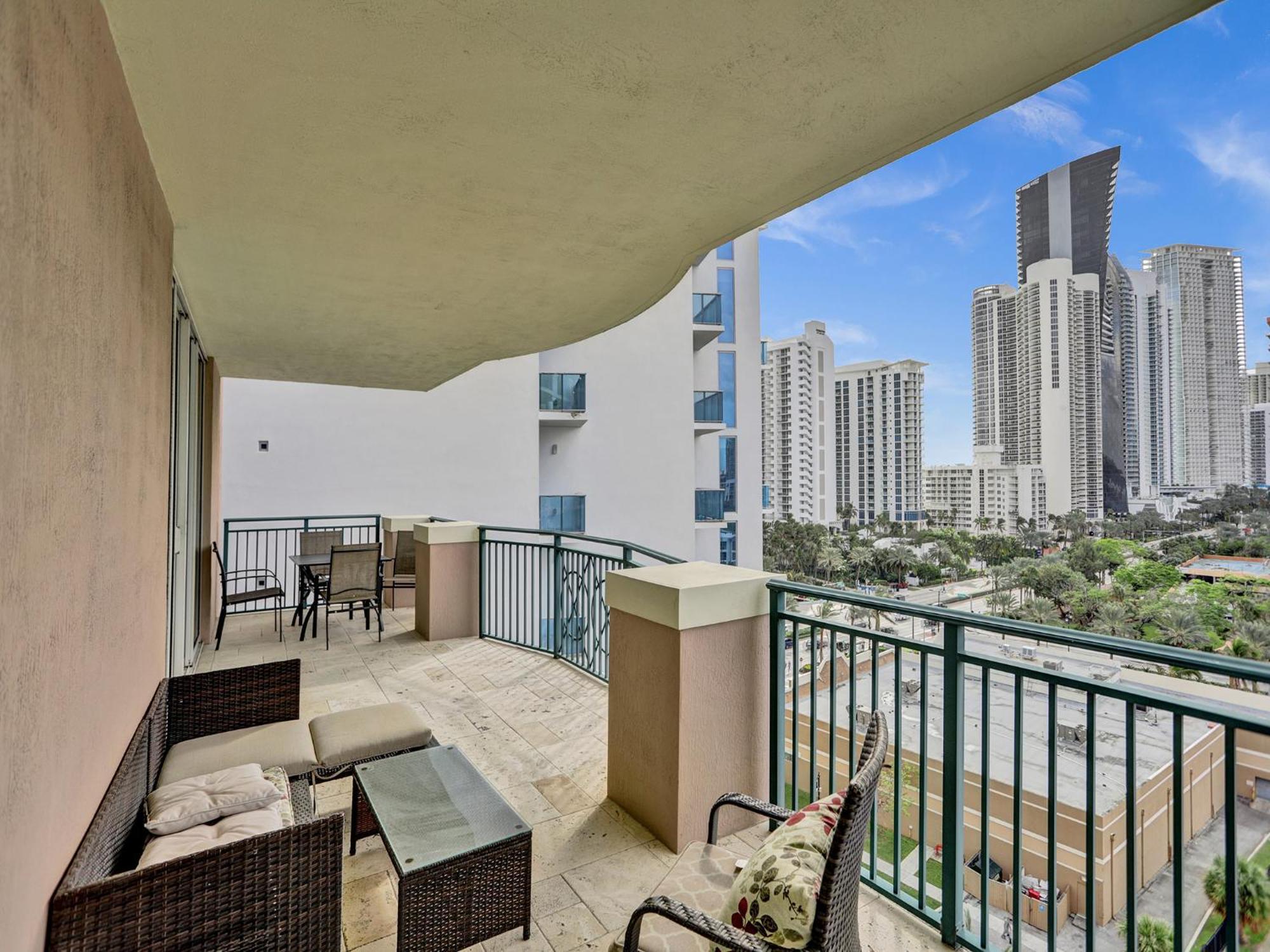 King David Sunny Isles Apartamento *