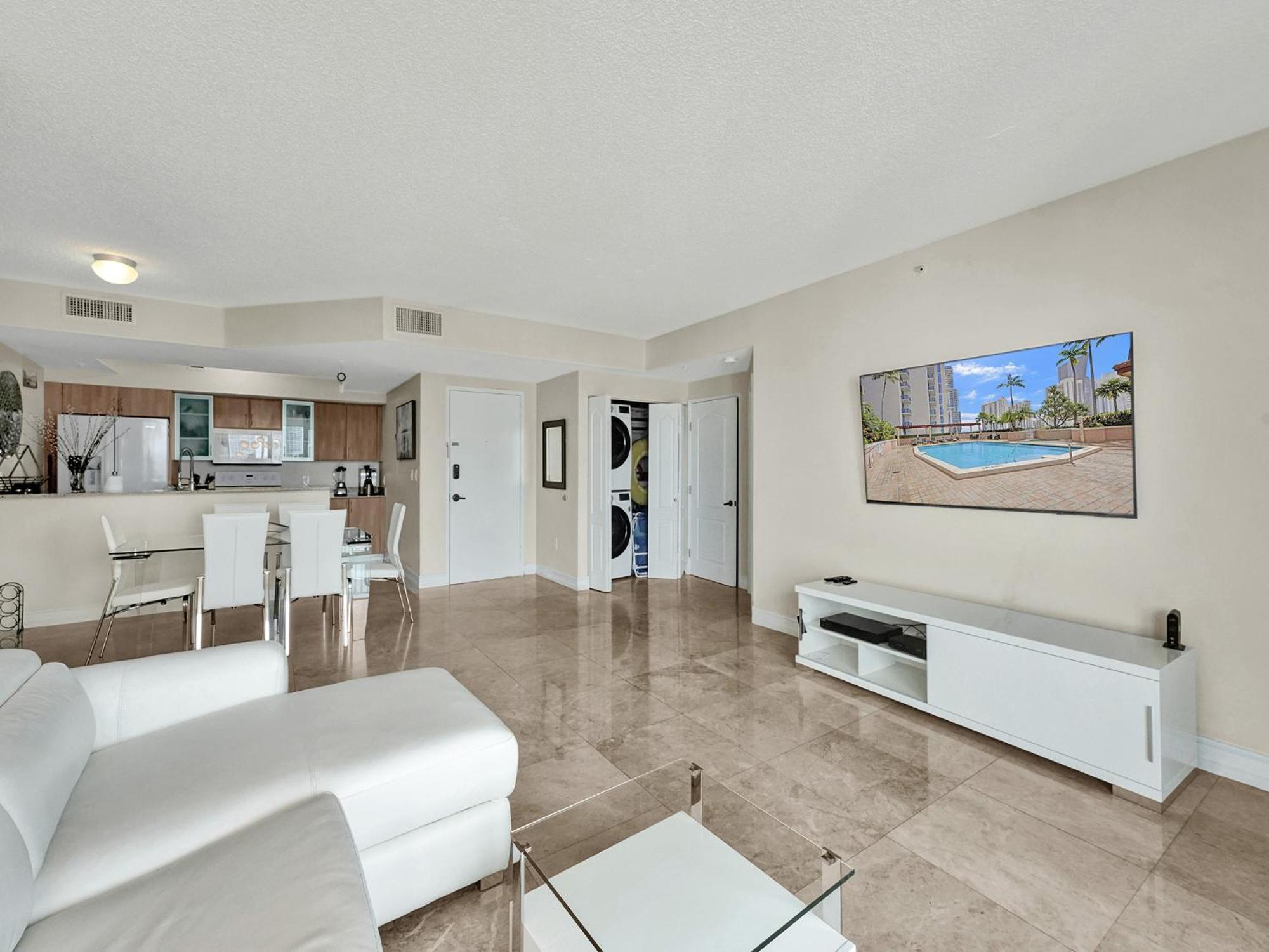 King David Sunny Isles * Miami Beach